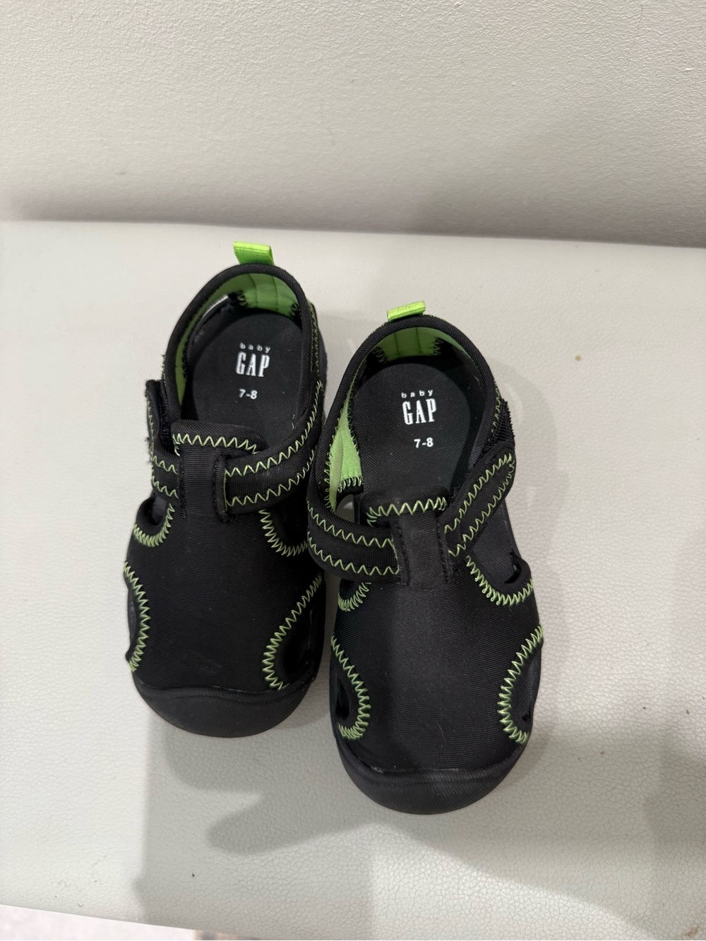 GAP Black & Lime Green Kids Water Shoes